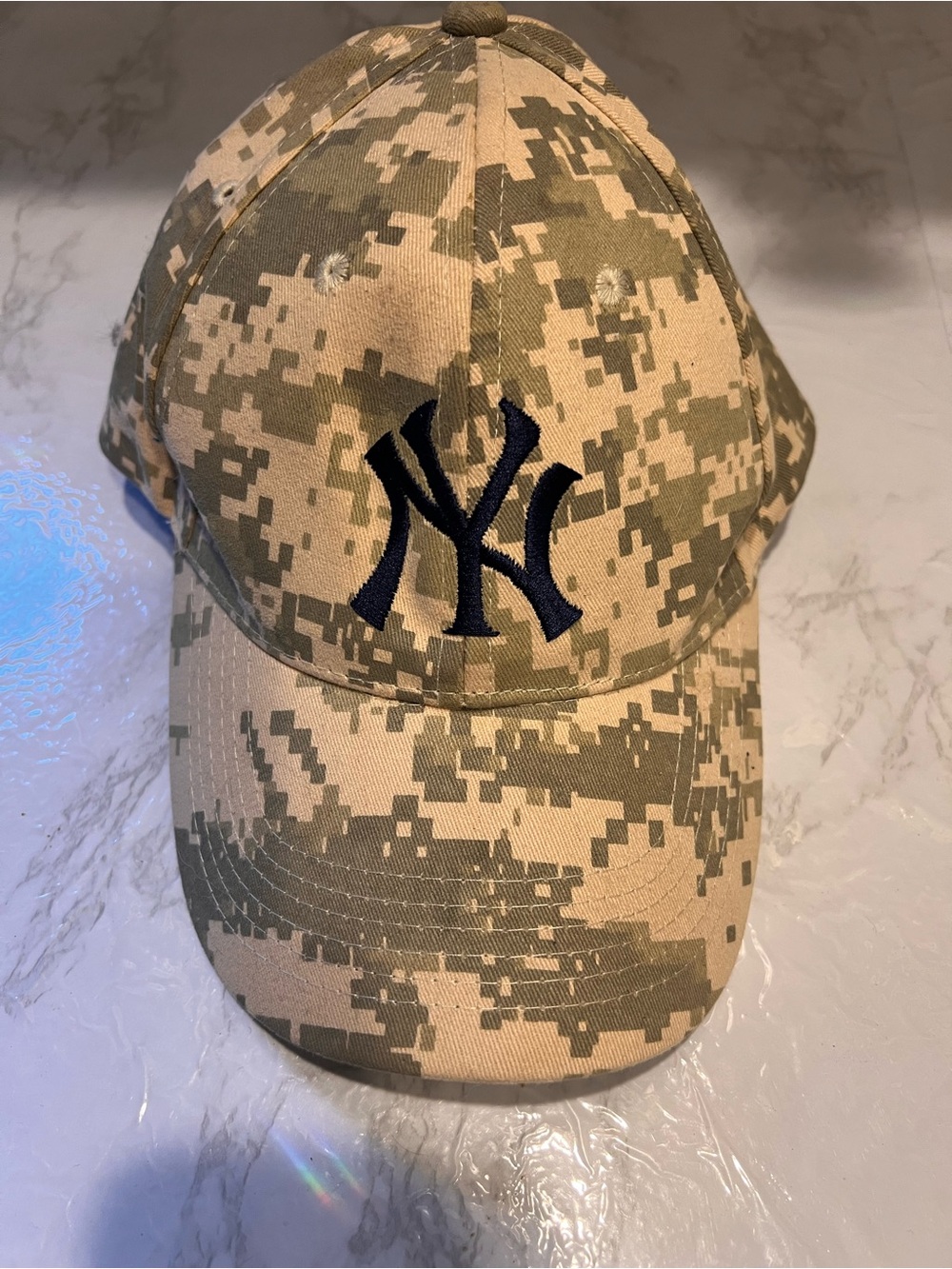 New York Yankees Camo Baseball Cap - Tan & Olive